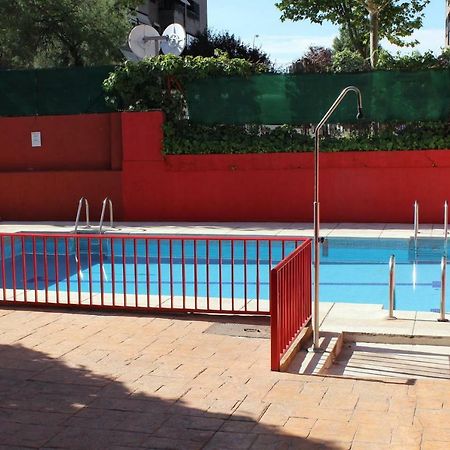 マドリードVivienda Familiar Con Jardin Junto A Ifemaアパートメント エクステリア 写真