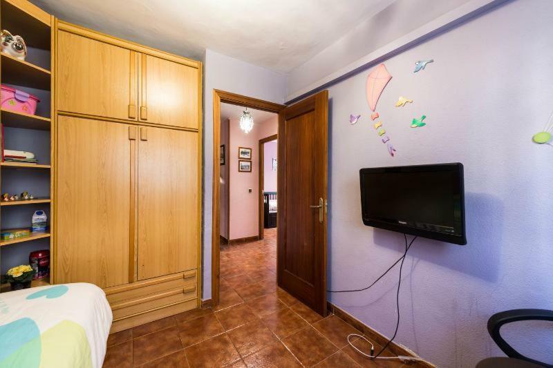 マドリードVivienda Familiar Con Jardin Junto A Ifemaアパートメント エクステリア 写真